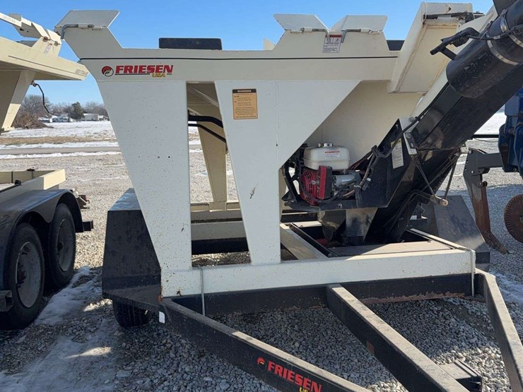 four-box-friesen-seed-tender-image-2