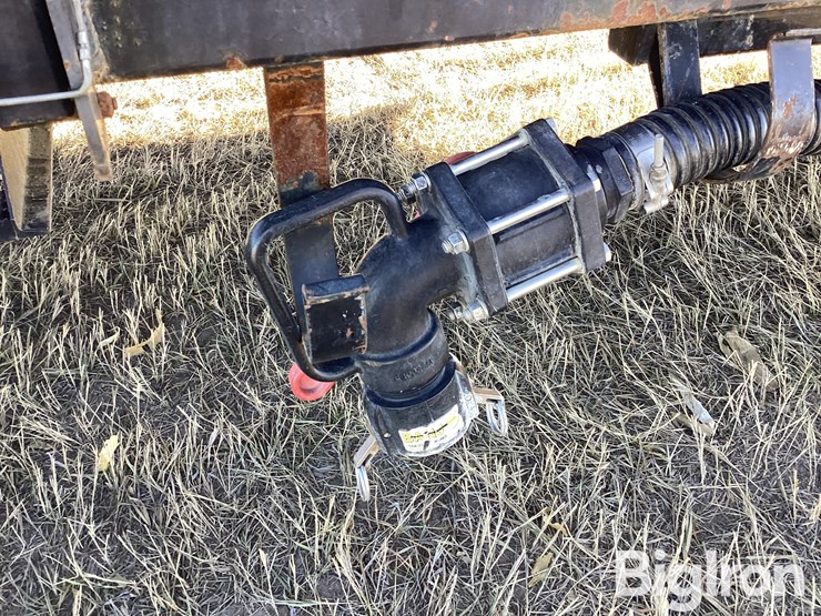 2013-j-d-skiles-pit-stop-t/a-drop-deck-sprayer-trailer-image-17