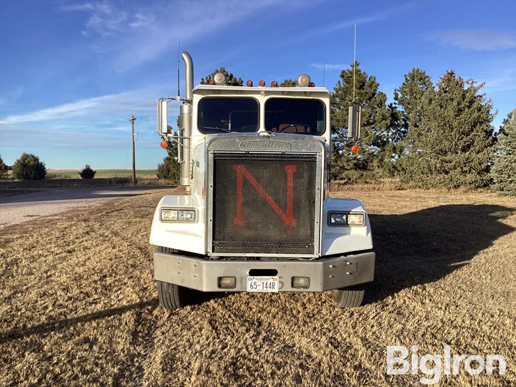 1986-freightliner-flc120-t/a-truck-tractor-image-2