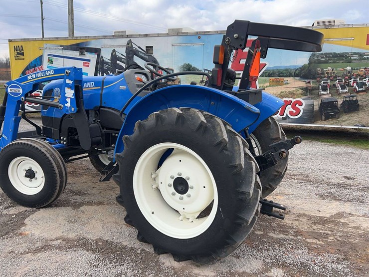 new-holland-workmaster-50-image-3
