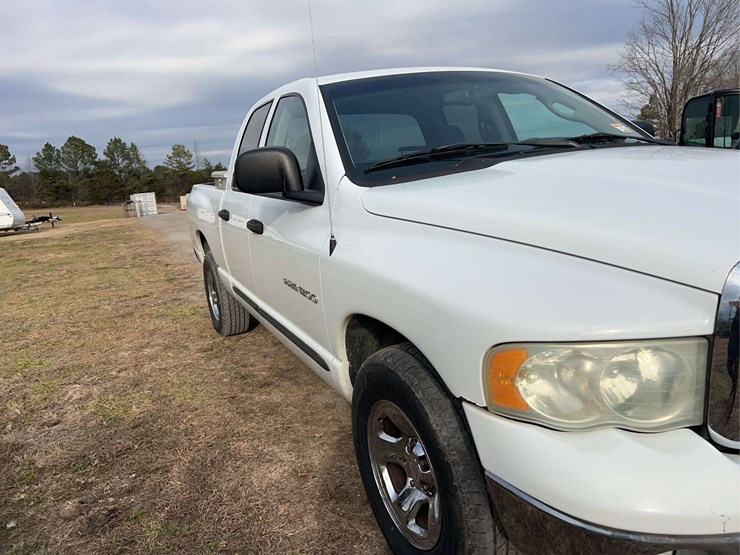 2003-dodge-1500-image-8