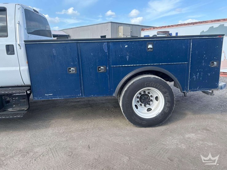 2017-ford-f650-image-29