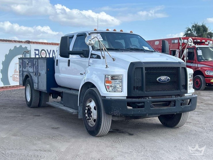 2017-ford-f650-image-2