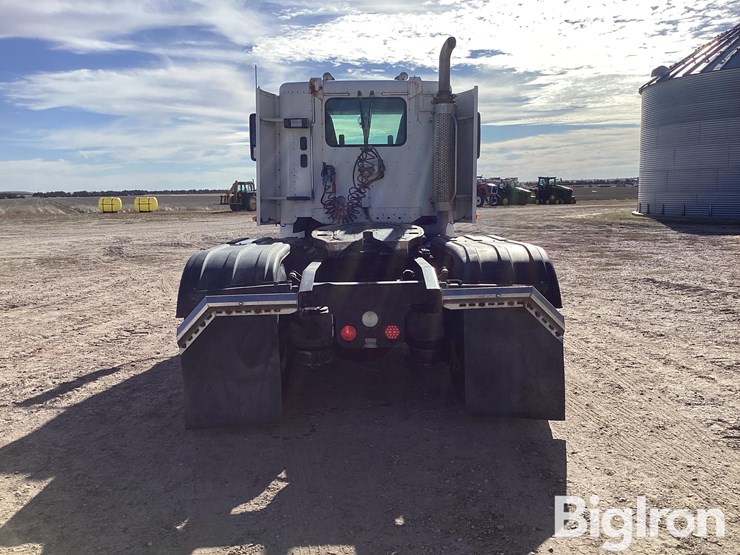 2007-freightliner-columbia-120-t/a-truck-tractor-image-6