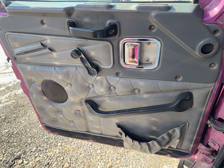 2001-western-star-semi-image-9