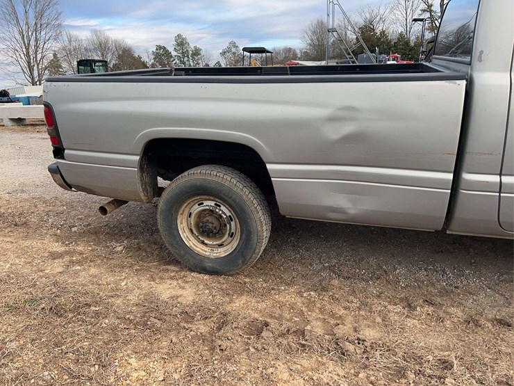 1996-dodge-2500-image-8