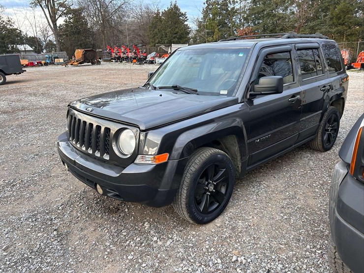 2014-jeep-patriot-image-1