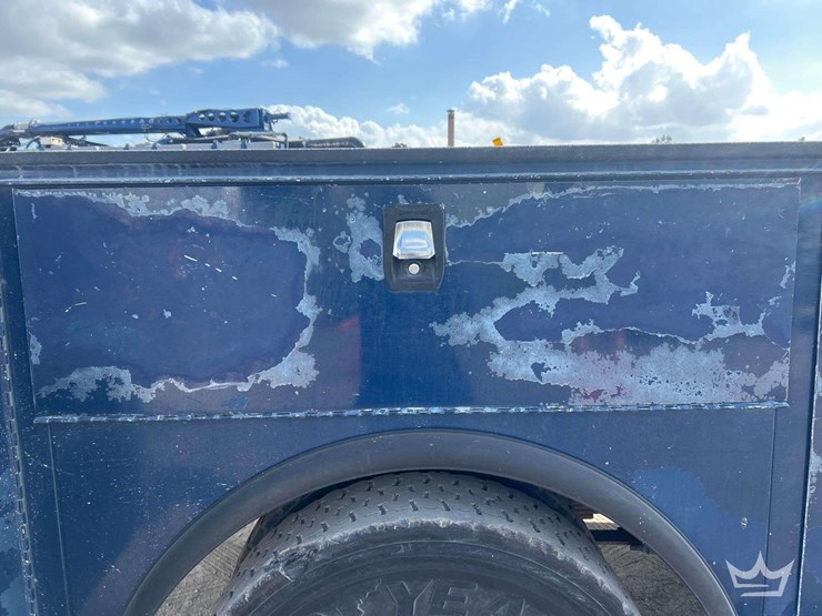 2017-ford-f650-image-39