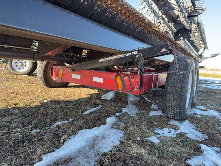 2013-e-z-trail-42'-head-hauler-image-5