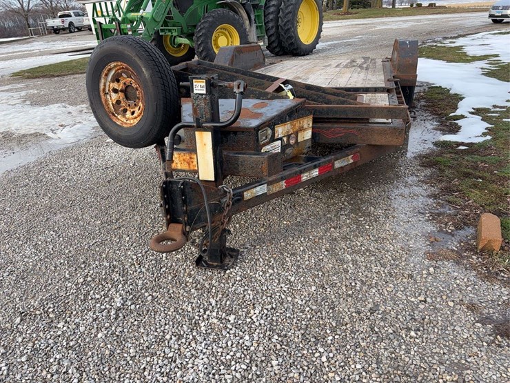 2018-20'-tilt-bed-trailer-image-2