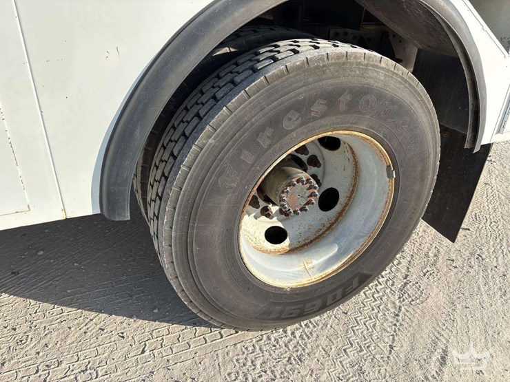 2088-chevrolet-c7500-altec-ta40-41ft.-bucket-truck-image-55