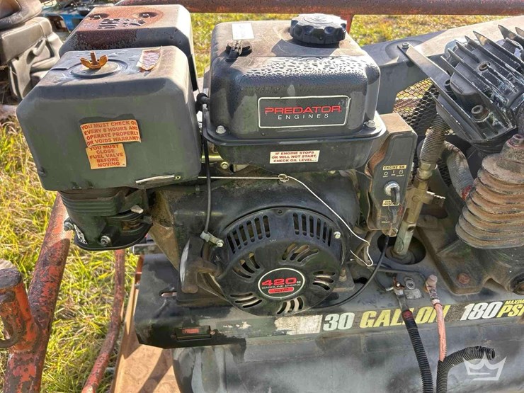 30-gallon-180psi-portable-air-compressor-image-5