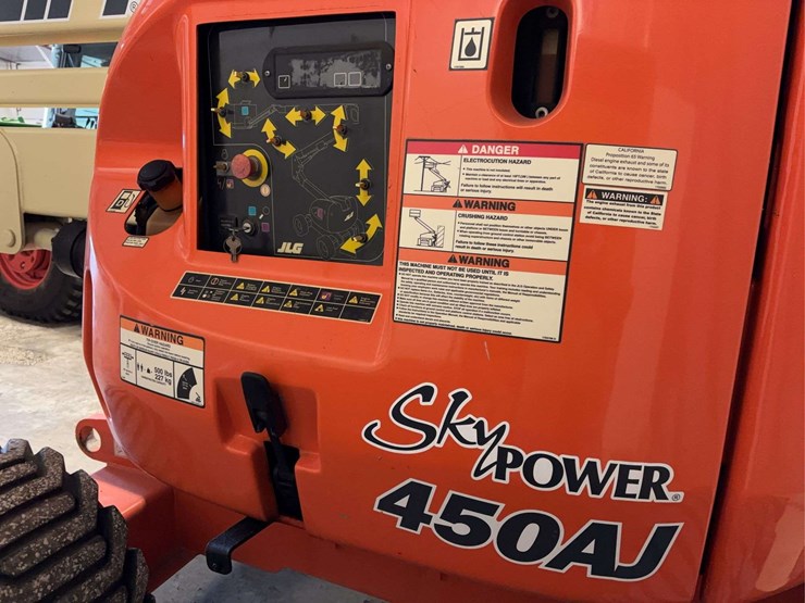 2012-jlg-450-skypower-aj450'-45"-lift-image-4