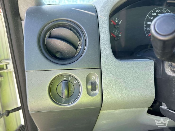 2016-ford-f150-image-15