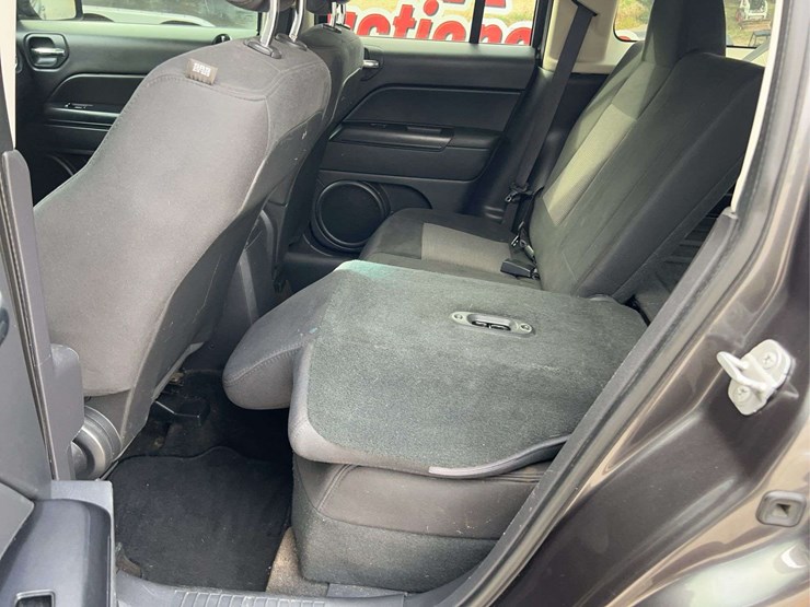 2014-jeep-patriot-image-18