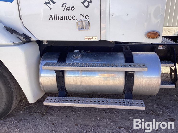 2007-freightliner-columbia-120-t/a-truck-tractor-image-11