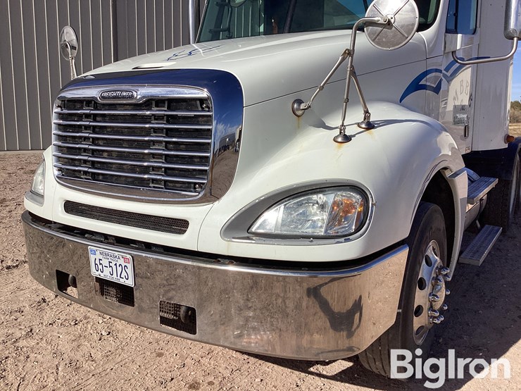 2007-freightliner-columbia-120-t/a-truck-tractor-image-14