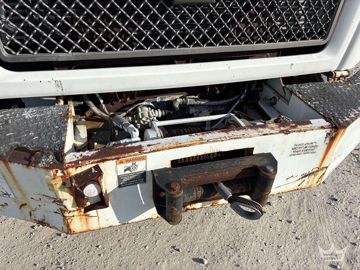 2088-chevrolet-c7500-altec-ta40-41ft.-bucket-truck-image-37