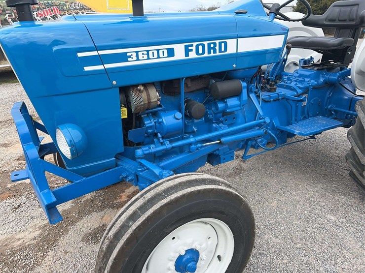 ford-3600-image-9