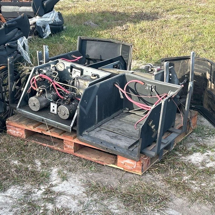 Miscellaneous Hydraulic Tanks