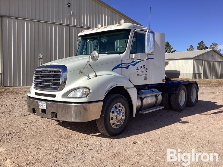 2007-freightliner-columbia-120-t/a-truck-tractor-image-1