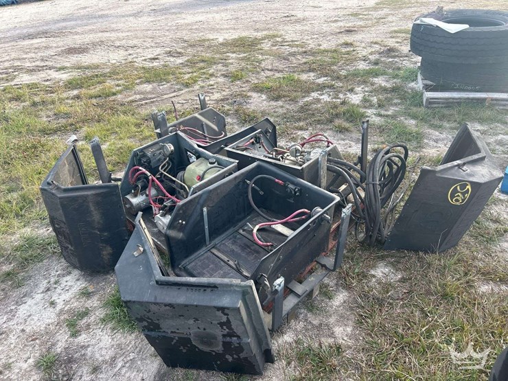 miscellaneous-hydraulic-tanks-image-3