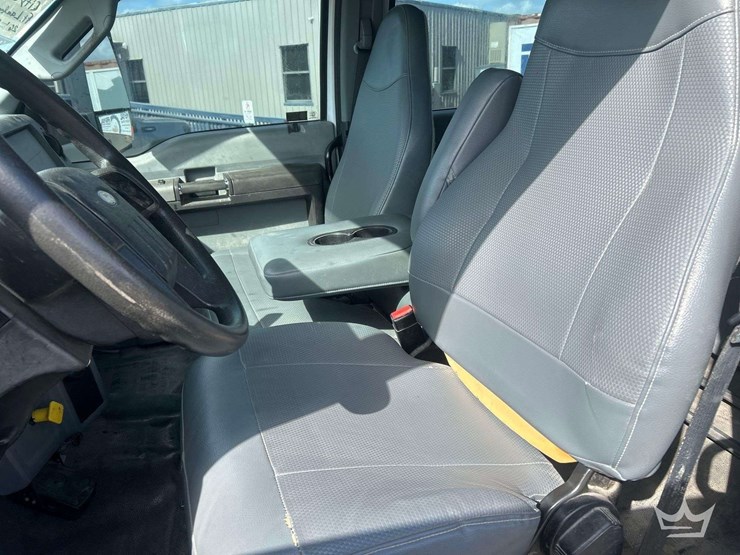 2017-ford-f650-image-19