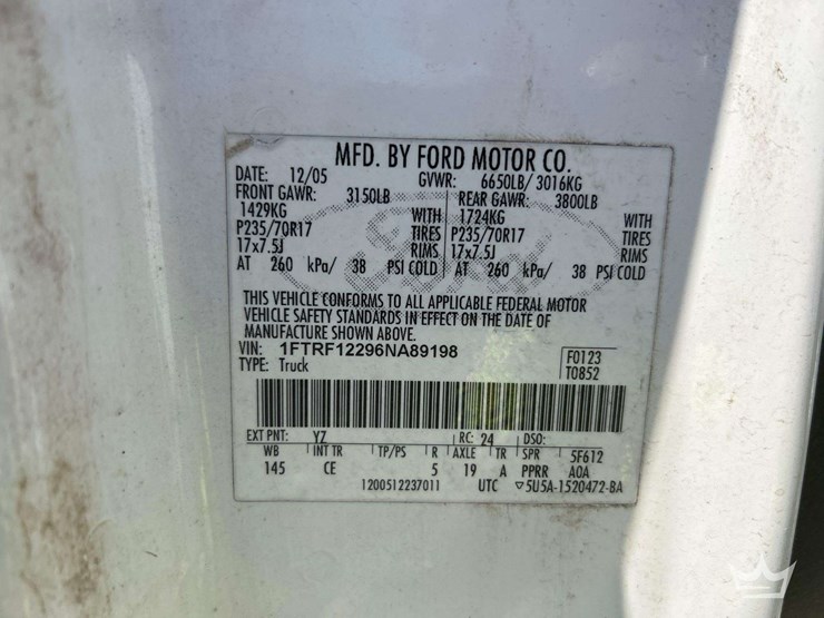 2016-ford-f150-image-5