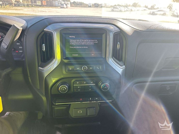 2020-chevrolet-silverado-1500-image-15