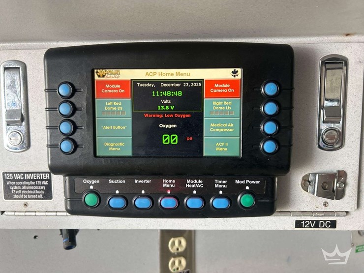 2016-freightliner-m2-106-image-53