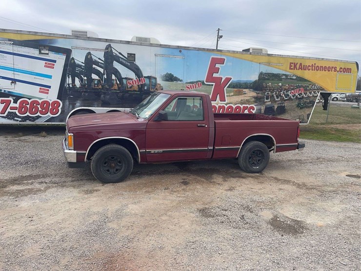 1993-chevrolet-s10-image-1