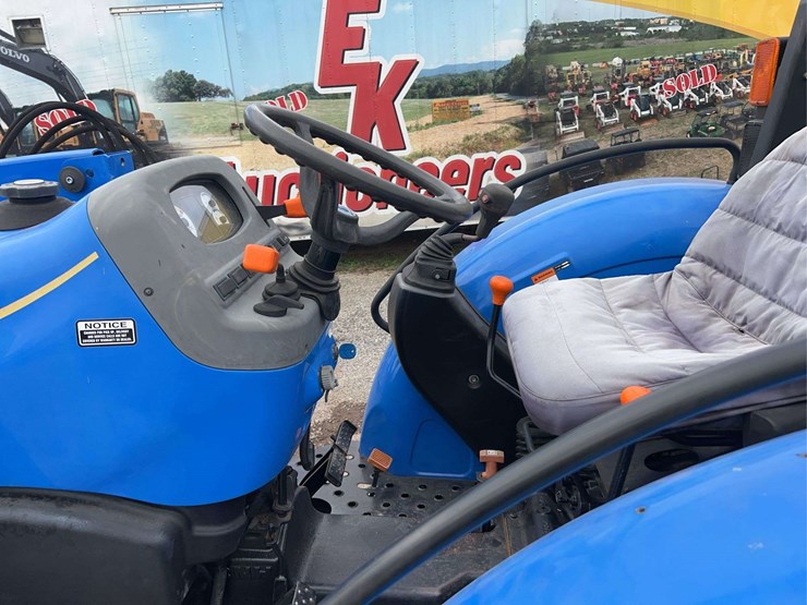 new-holland-workmaster-50-image-31