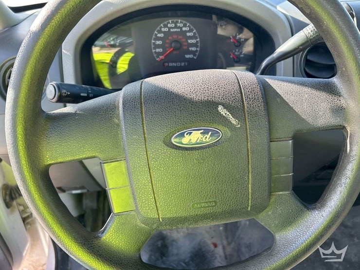 2016-ford-f150-image-13