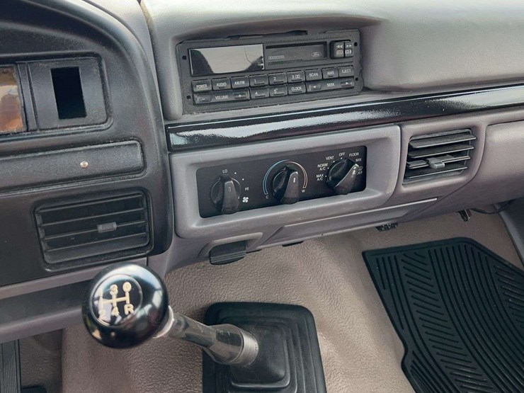 1997-ford-f250-image-19