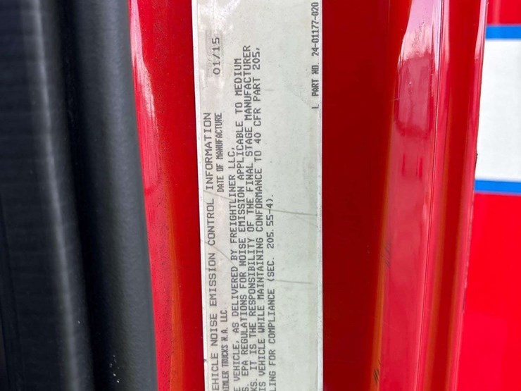 2016-freightliner-m2-106-image-6