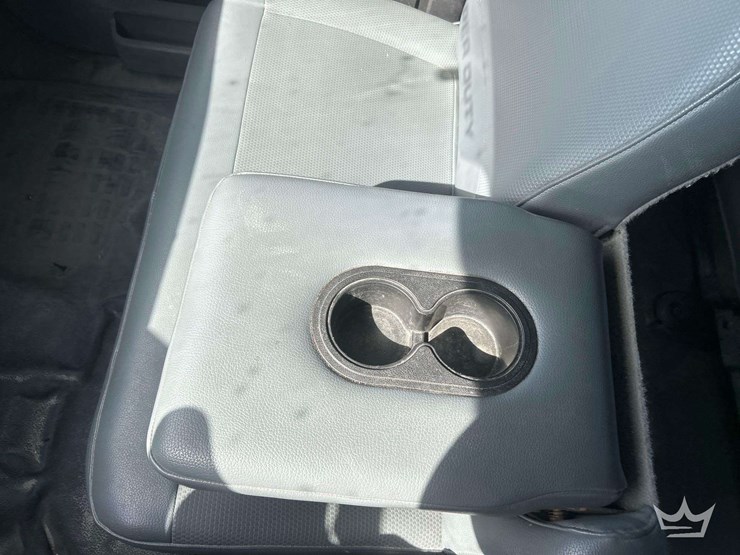 2017-ford-f650-image-17