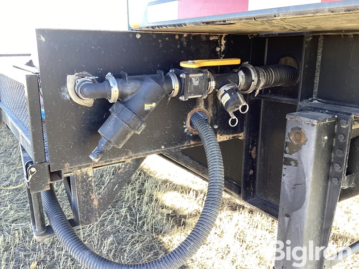 2013-j-d-skiles-pit-stop-t/a-drop-deck-sprayer-trailer-image-11