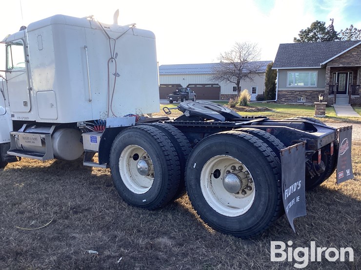 1986-freightliner-flc120-t/a-truck-tractor-image-7