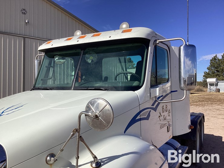 2007-freightliner-columbia-120-t/a-truck-tractor-image-13