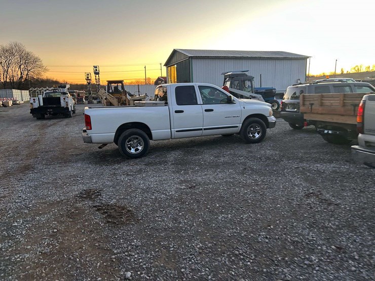 2003-dodge-1500-image-3