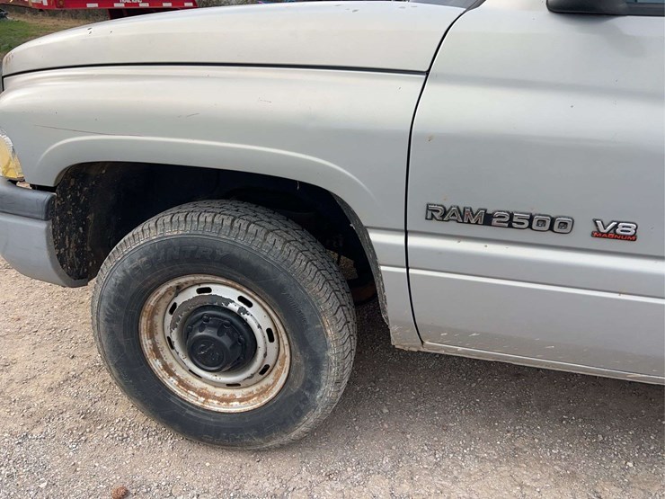 1996-dodge-2500-image-23