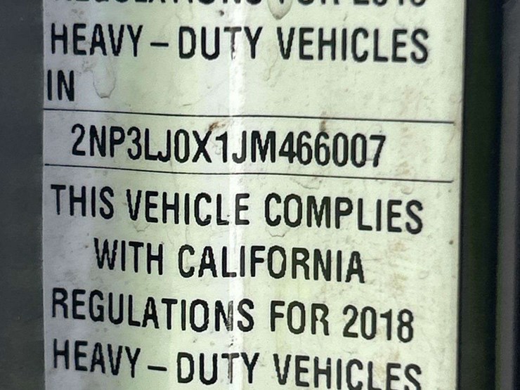 2018-peterbilt-348-image-6