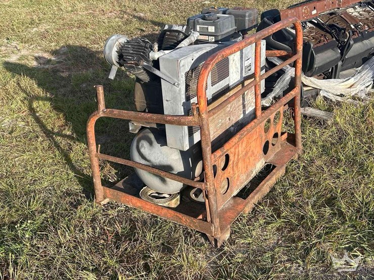 30-gallon-180psi-portable-air-compressor-image-4