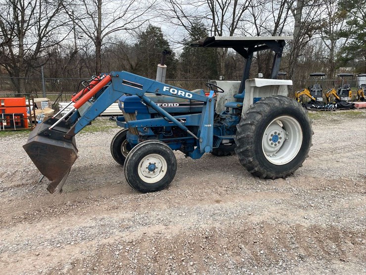 ford-tractor-image-1