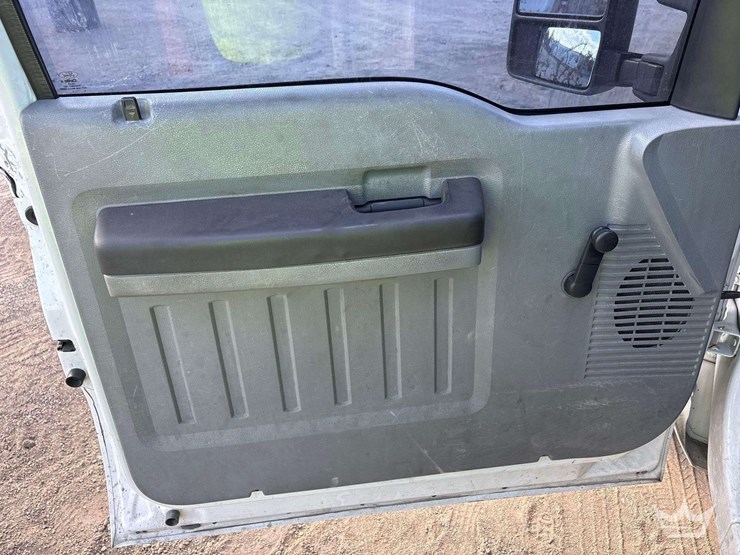 2015-ford-f250-image-15