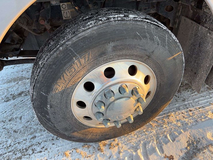 2018-kw-880-semi-image-4