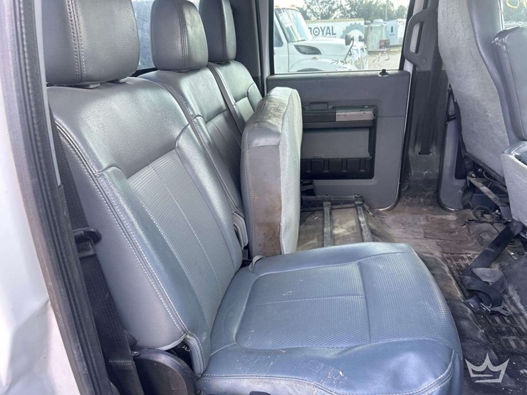 2017-ford-f650-image-25