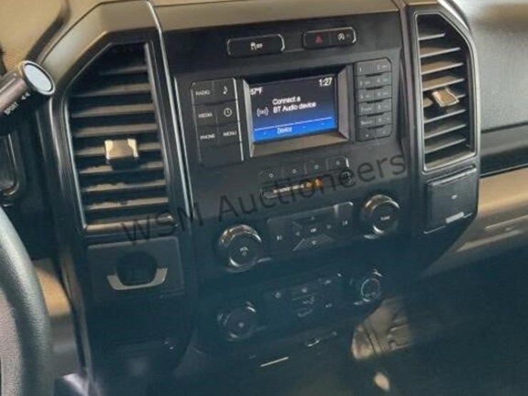 2017-ford-f150-image-19