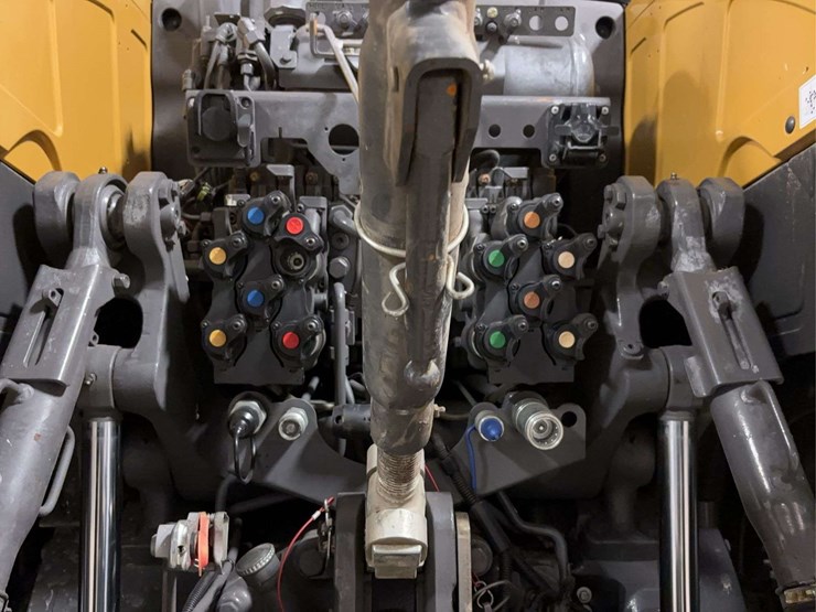 agco-fendt-1042-tractor-image-17