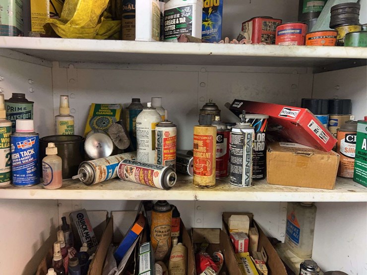 tool-cabinets-with-contents-and-arc-welder-image-21